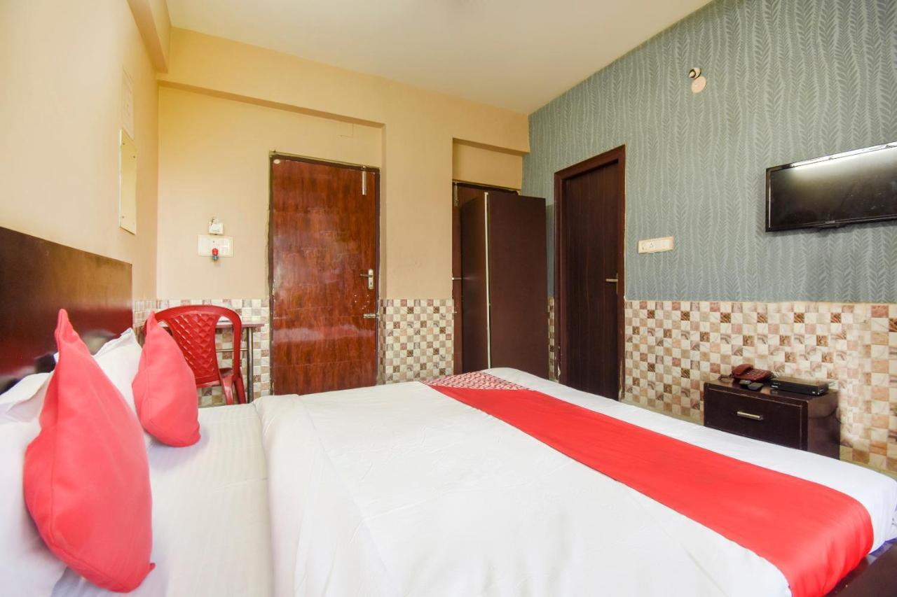 Hôtel Oyo Flagship 72260 Seema International à Gauripur Extérieur photo
