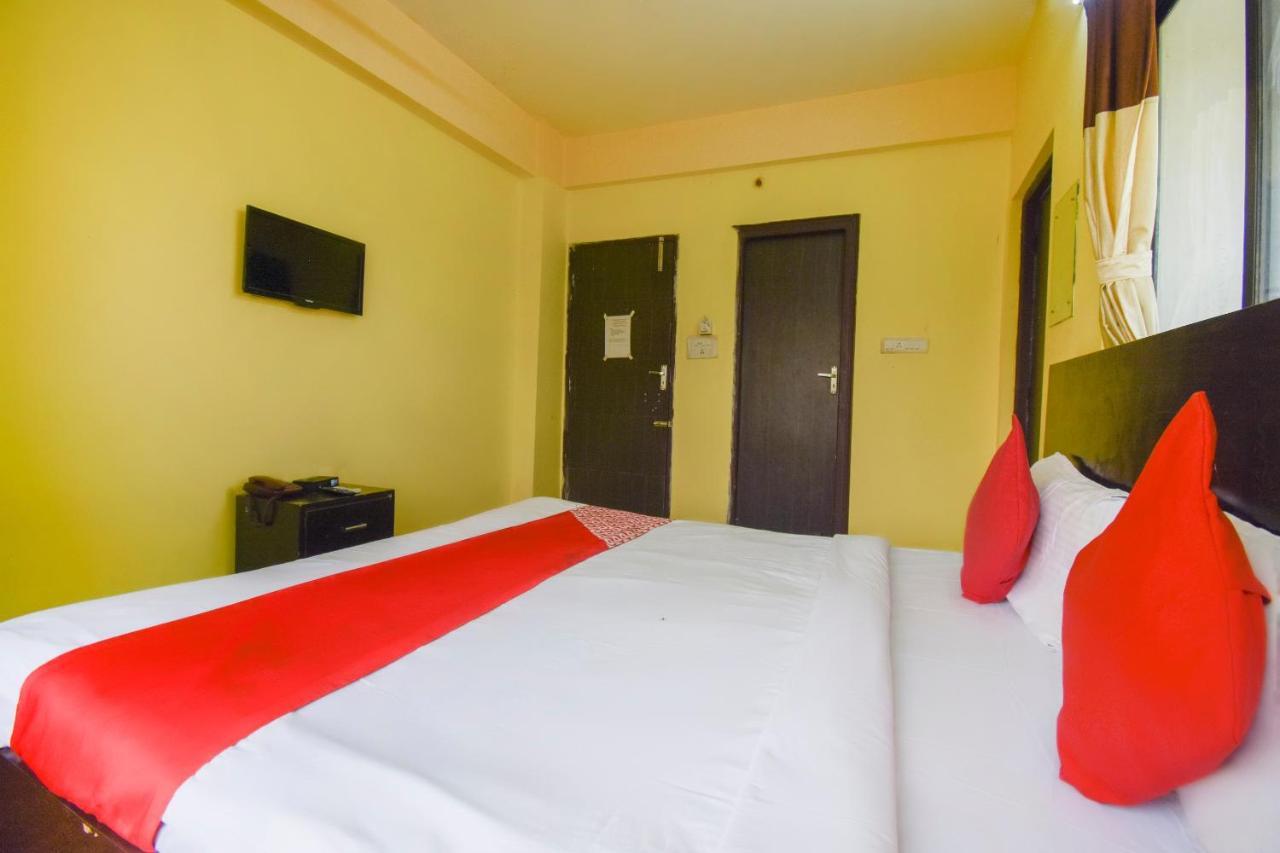 Hôtel Oyo Flagship 72260 Seema International à Gauripur Extérieur photo
