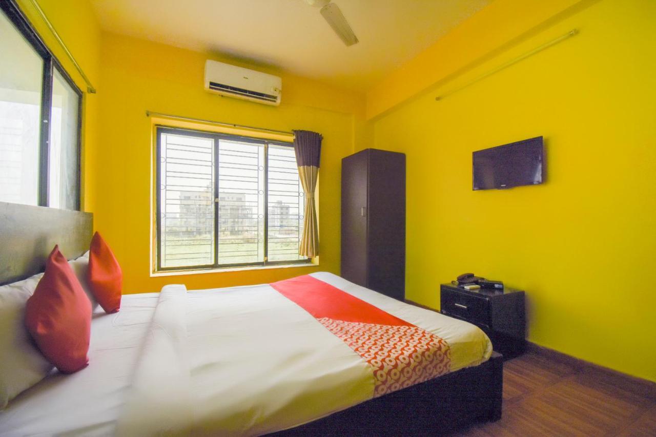 Hôtel Oyo Flagship 72260 Seema International à Gauripur Extérieur photo