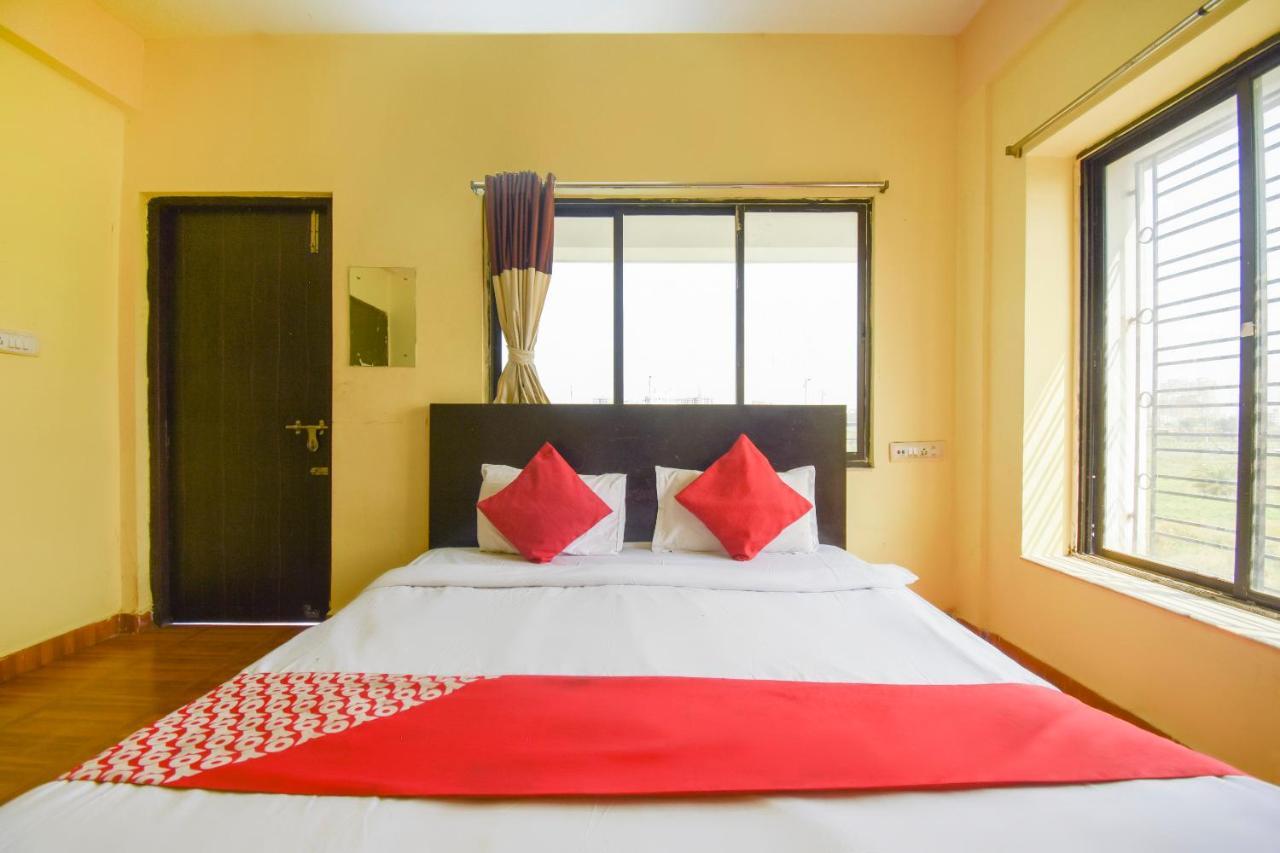 Hôtel Oyo Flagship 72260 Seema International à Gauripur Extérieur photo